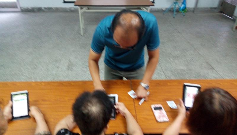 就業E路通課程，練習操作畫面