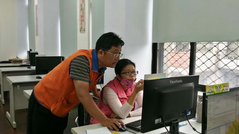 學會之後就可以自己設計文件了