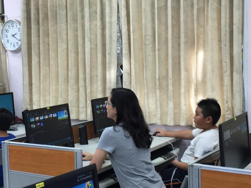 影像剪輯軟體進階操作；讓學員瞭解影像軟體，並實際讓學員操作。