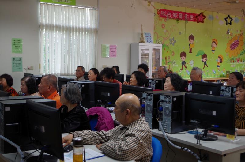 全神貫注的我們，    心永遠不老! .*:ﾟ（｀・ω・´）ゝﾟ:*.