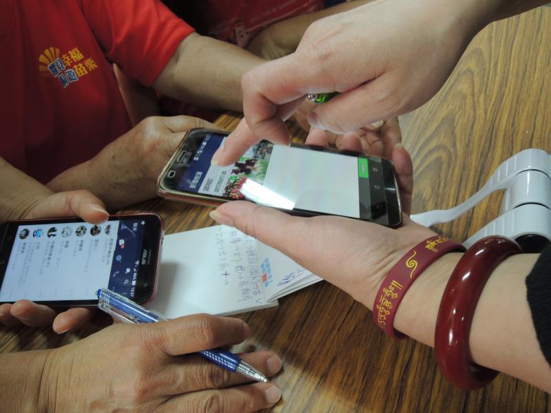 所拍攝的相片超多，我會放到相簿和好友分享。