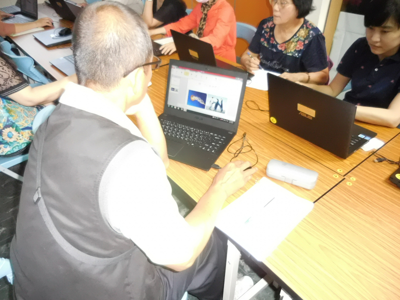 學員製作屬於自己家鄉的特色簡報