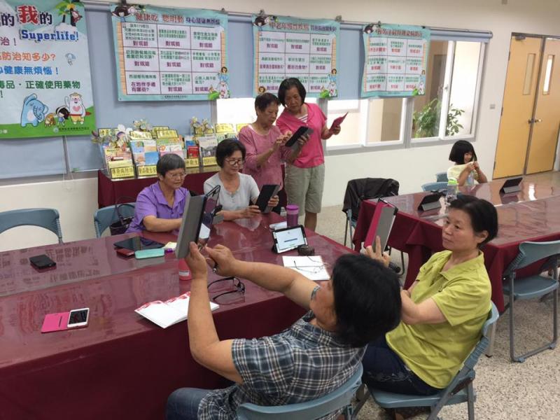 Fb換大頭照、大家都換上最美的那張，Fb練習po文、打卡、感受⋯。