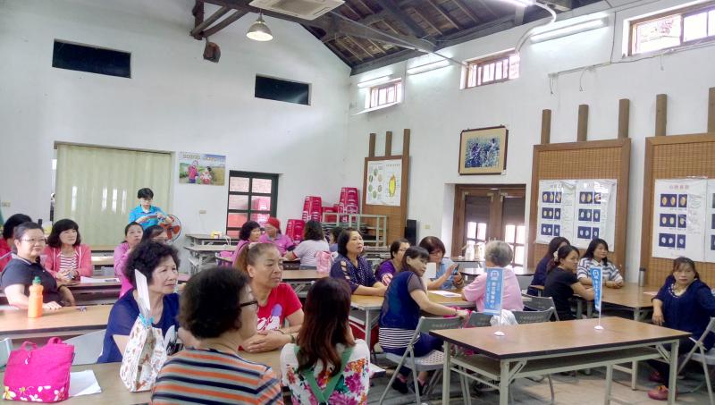 學員開心的學習數位應用