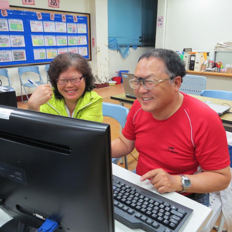 學習操作行距、段落對齊、清單列、定位點設定；  使用頁首及頁尾加入檔案標題及頁碼；等等