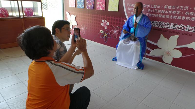 手機下載美顏相機-拍照