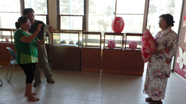 學員用手機錄影操作