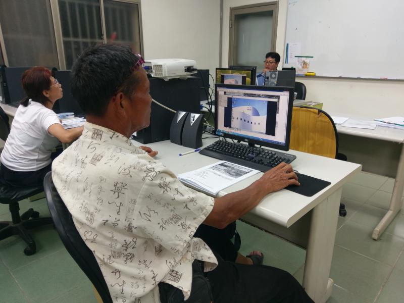 LINE到金湖DOC上了第一堂課