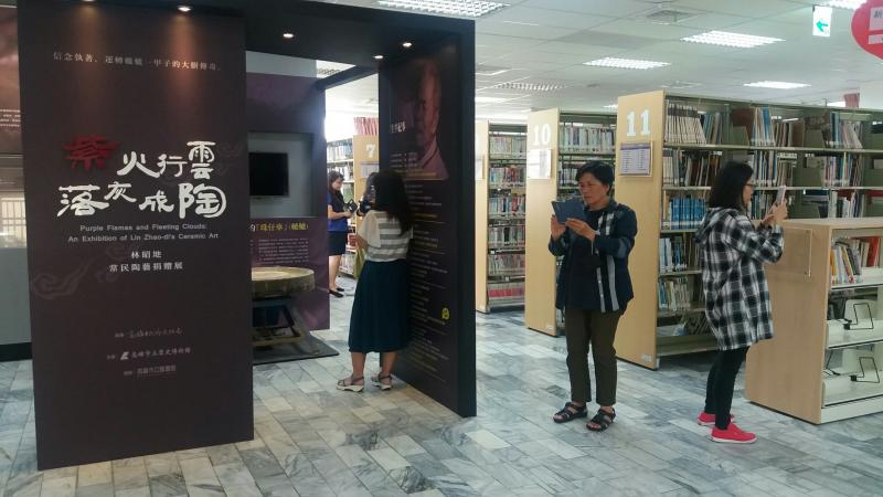 拍攝圖書館之美