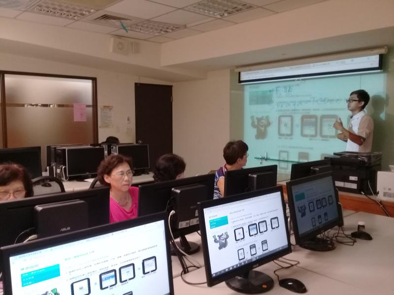 政翰老師教頭城DOC學員LINE的功能