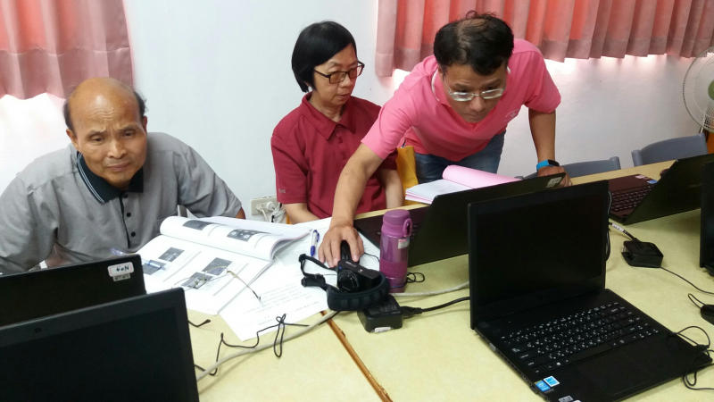 老師指導學員狀況