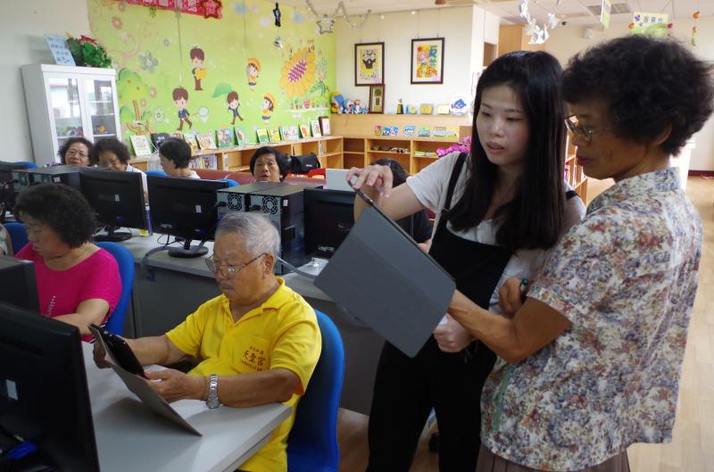 學習一點通，  知識大進攻，     學習一把罩，  腦袋變開竅。