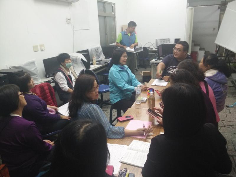 提出教學內容與方式改進、鄰近地區的學員招募及上課地點，做出總結論