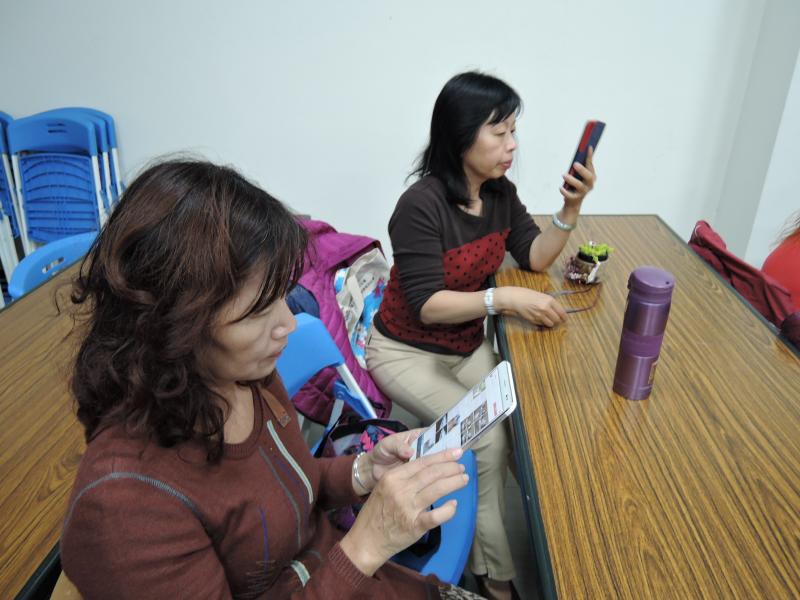 學員練習自拍--輕鬆拍美美照片