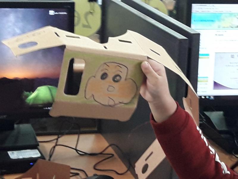 小朋友畫的小新