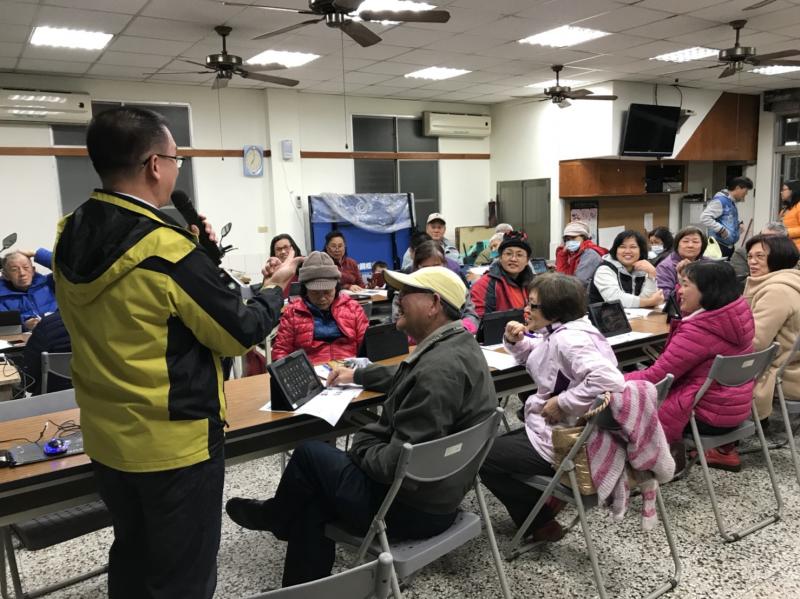 行動分班人滿為患，好學的大家