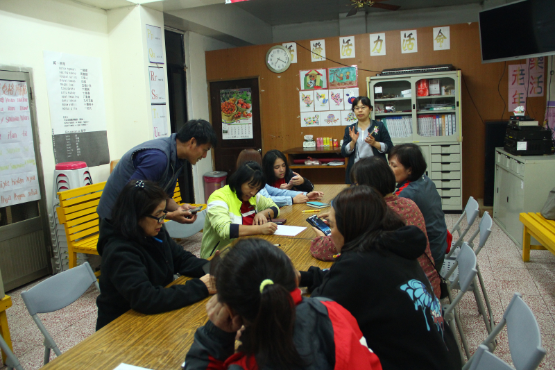 泰安DOC開設分班課程到龍山部落斯瓦細格教會，配合教會部落婦女讀經班，讓部落婦女第一次接觸 DOC 的課程。