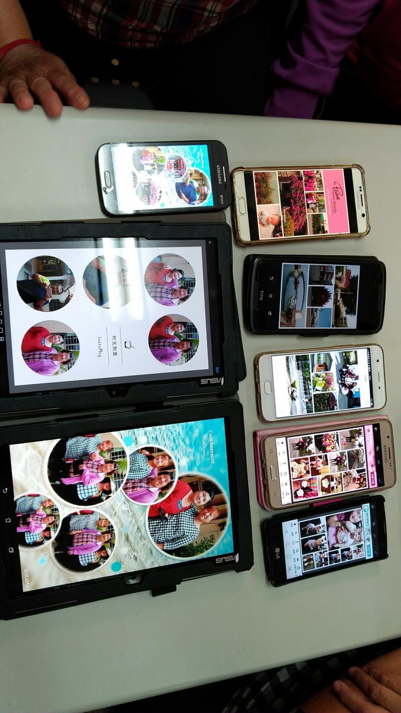 除了拍攝照片以外~老師還簡單教導如何用APP來製作拼圖喔