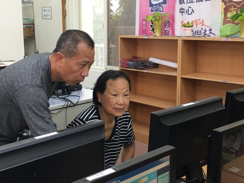 DOC駐點和學員相互討論內容編輯。