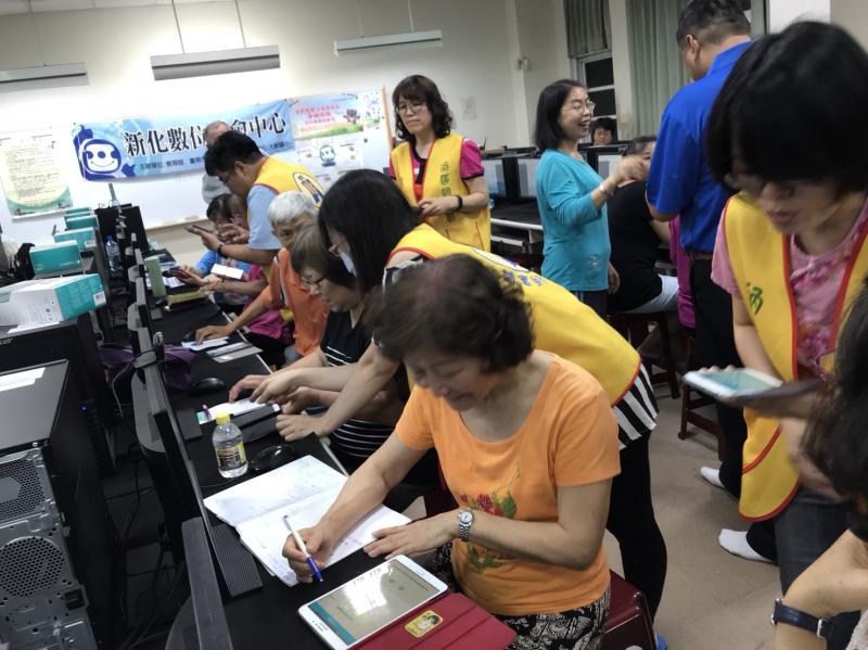 國稅局前來推廣e發票