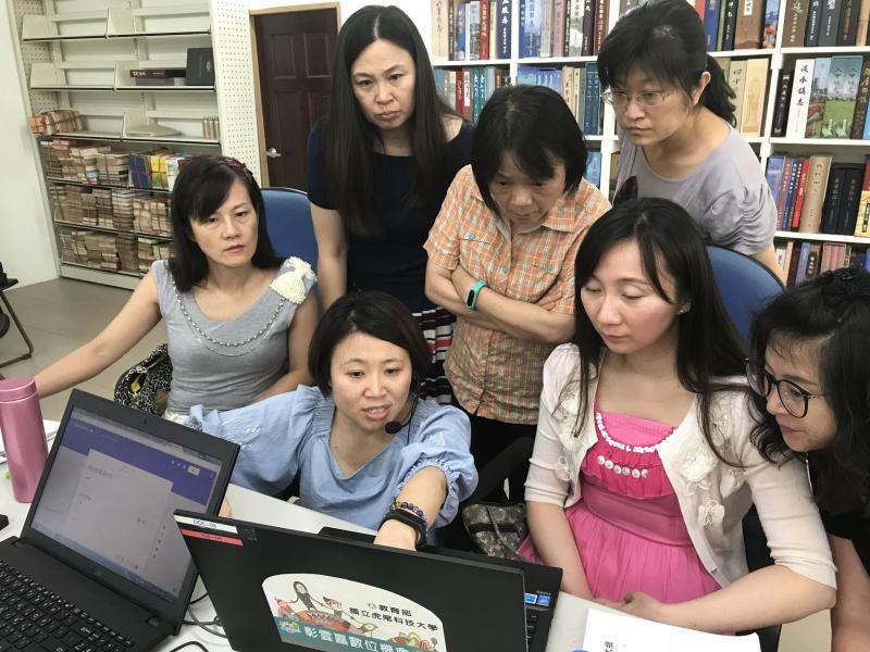 講師指導學員