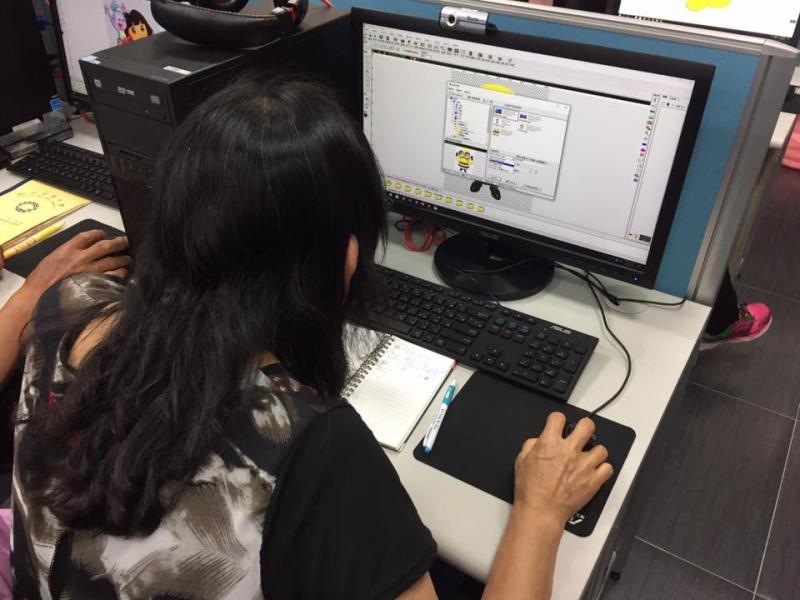 學員開啟圖檔作為編輯使用。