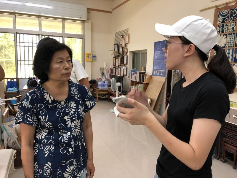 與藍染老師討論拍攝內容