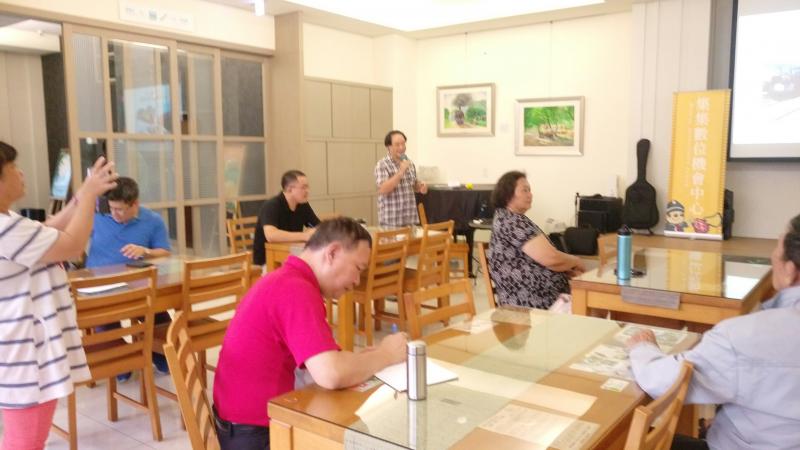 兩腳詩集環保旅宿 中投輔導團/集集DOC/南投縣集集鎮形象商圈發展協會 共同開辦了【集集支線生態人文小旅行】 系列課程