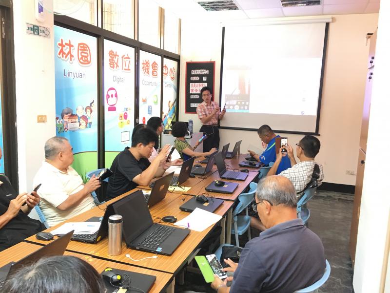 講師分享操作攝影機的技巧