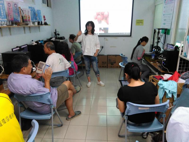 游惠恩講師的授課照
