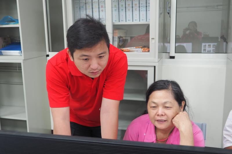 老師指導學員WORD排版