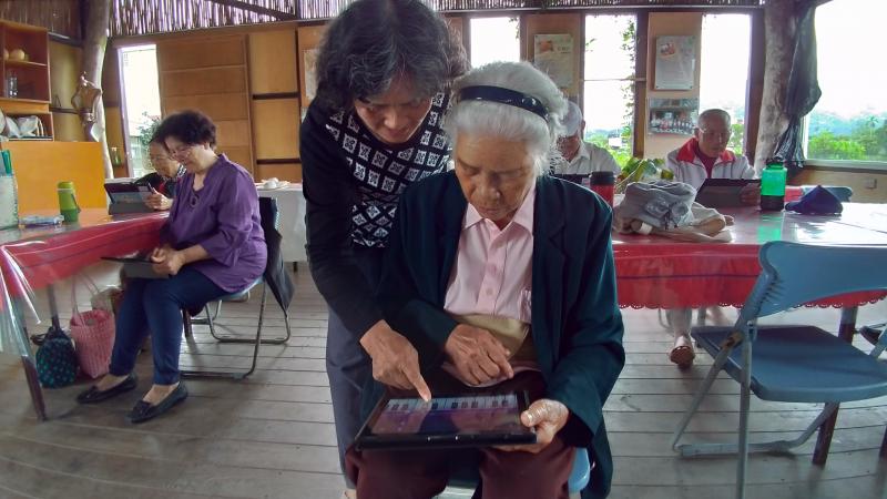 學員自行操作練習