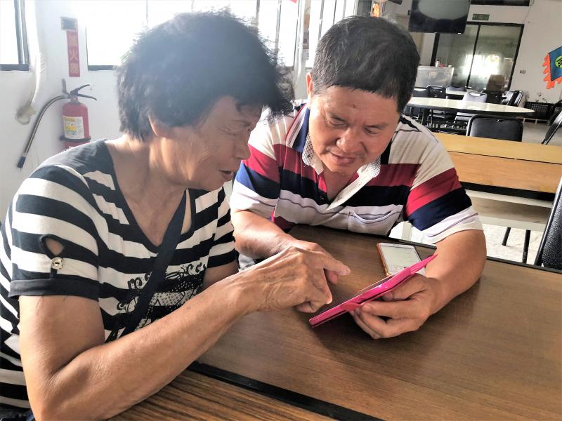 講師指導學員操作