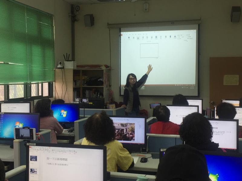 老照片簡報圖文編排。