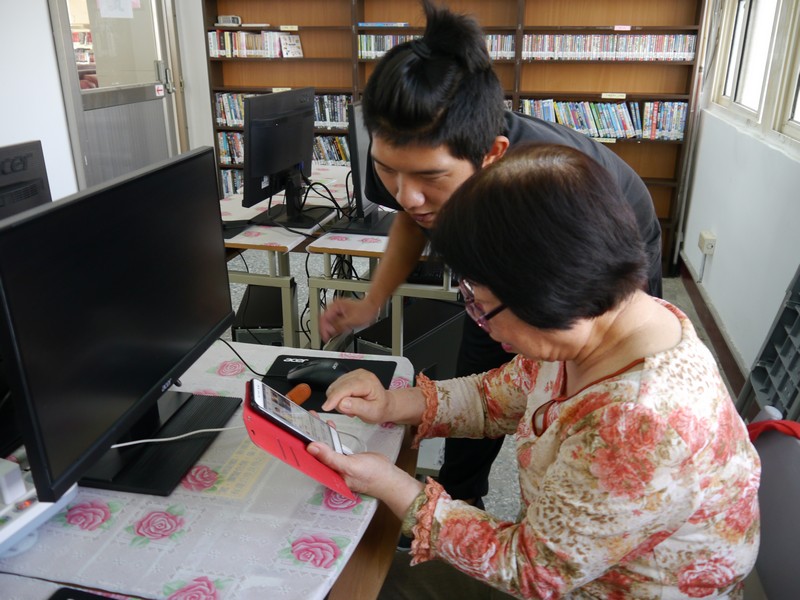 經過調教，我又學會了好多操作設定了。