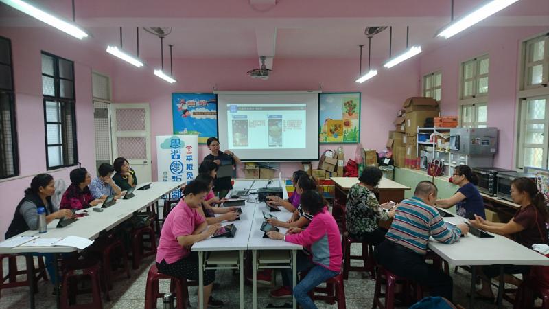 本次課程與壯圍國小樂齡中心合作開設