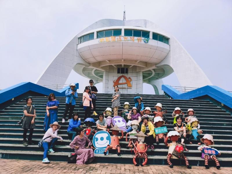 外景拍攝大合照-與北回歸線