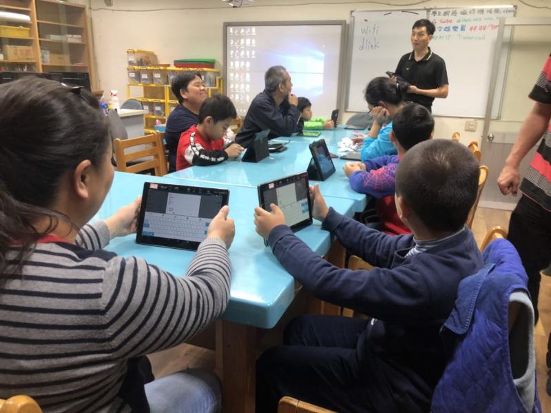 講師與學員都很專注在上課