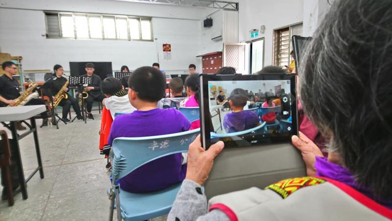 到了今天的課程，學員可以做些學以致用，直接來拍攝部落舉辦的活動