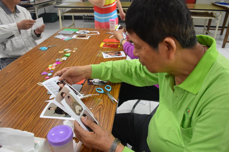 使用天天Ｐ圖印出來的照片，阿公覺得上面的人不像他．．．