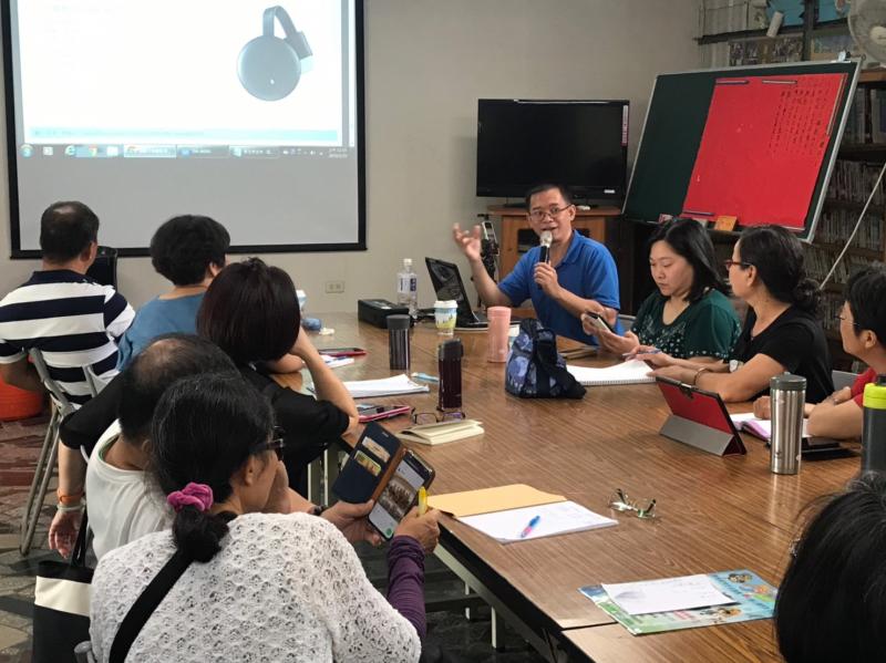 西港里社區活動中心上課情形