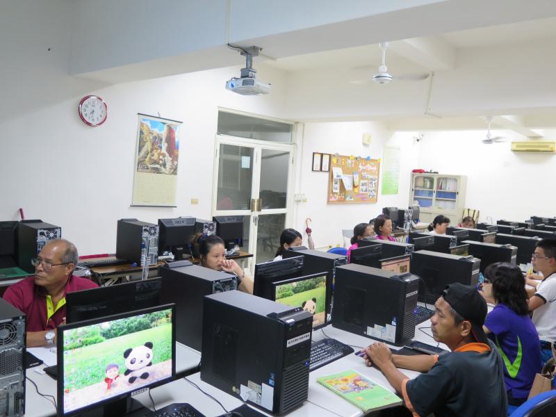 學員年齡層涵蓋老中青三代