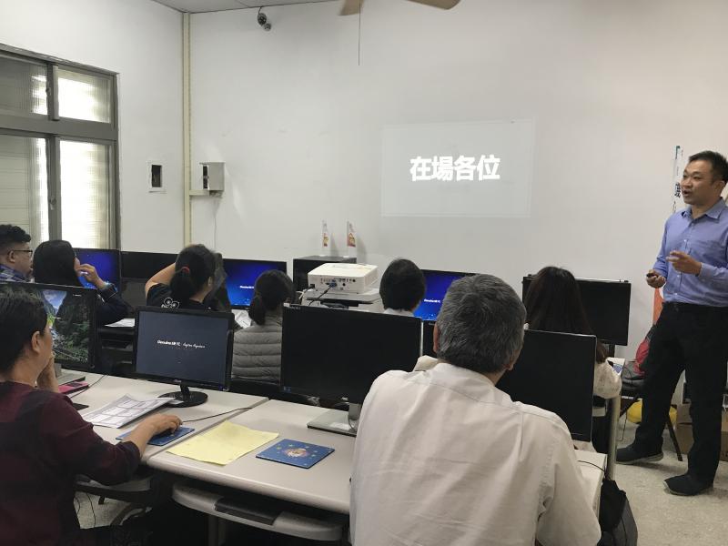 課程中老師以各學員背景、所關注之事務作為基礎,引起學員更佳之學習動力。