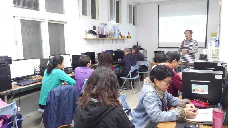 鄧駿良講師的教學一景