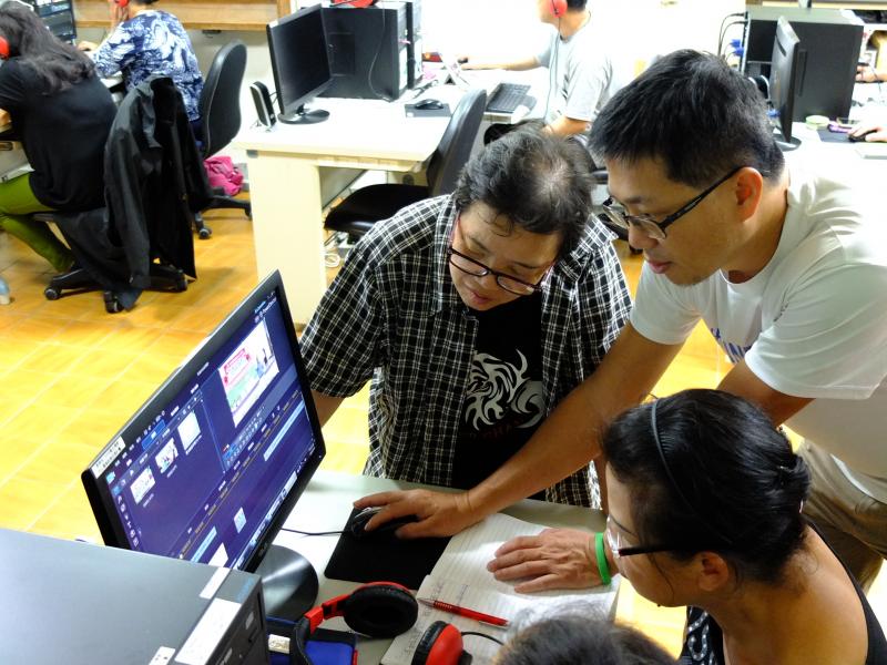 講師講解剪輯軟體操作步驟