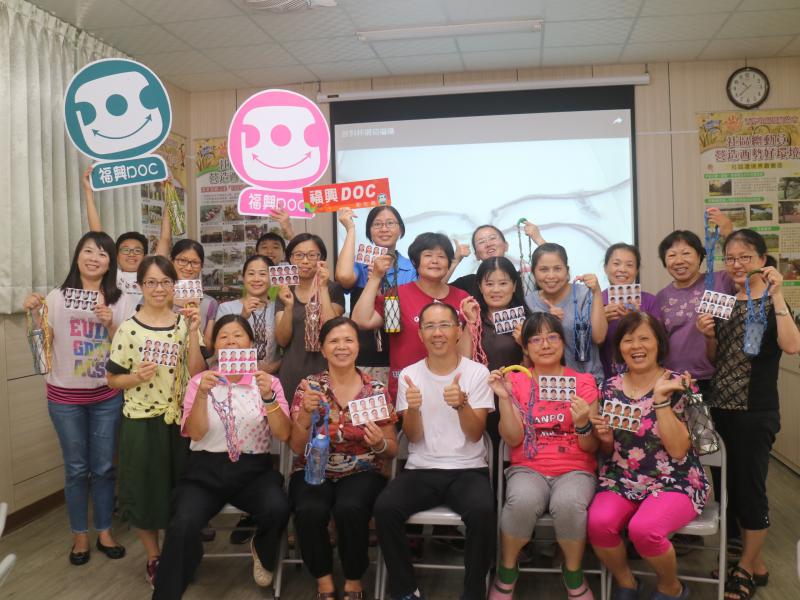 開心大合照,每個人滿載而歸,期待下次的開課.