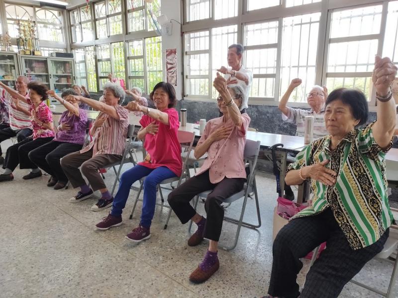 大家一起健康操