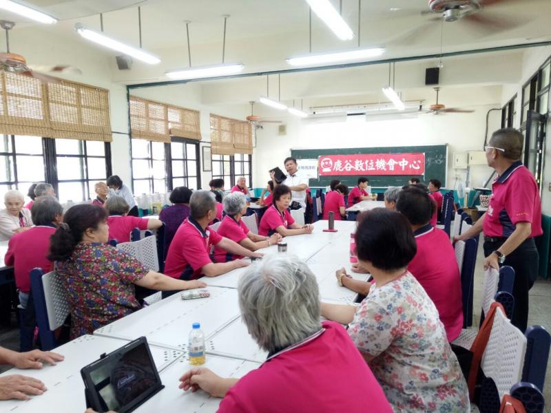 滿滿的學員，大家都很有學習心！