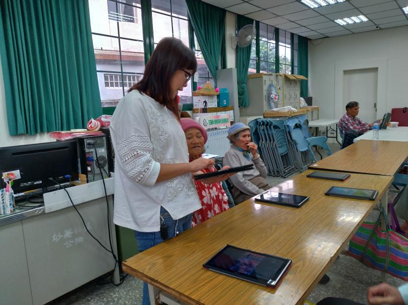 長輩買東西方便多了