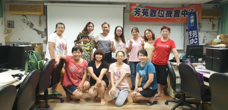 DOC講師與學員們大合照